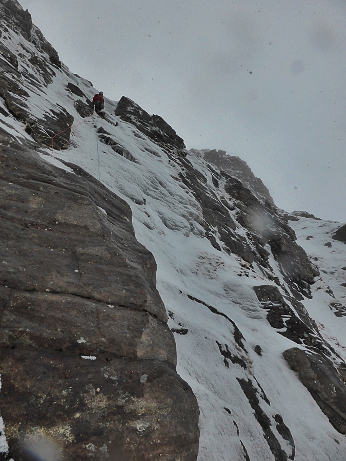 Guy Robertson on the third pitch of The Wrecking Light. Credit, Nick Bullock.