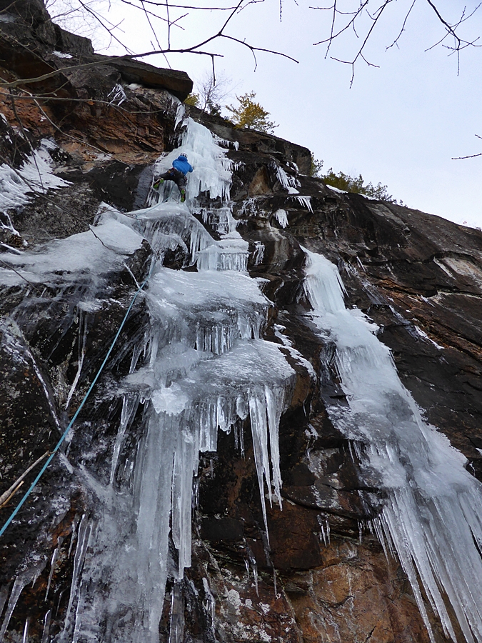 Kevin Mahoney climbing Tripesickle. Black Pudding gully, New Hampshire.